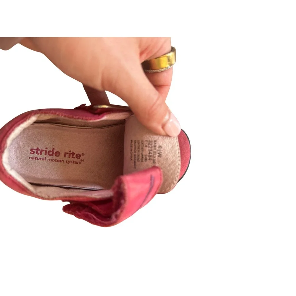 Stride Rite Baby Girls‎ Pink Leather Flower Accent Shoes Size 6.5W